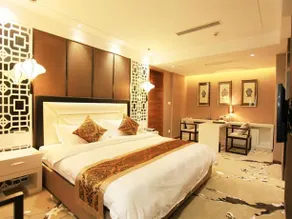 Gentleman Hotel - Image 5