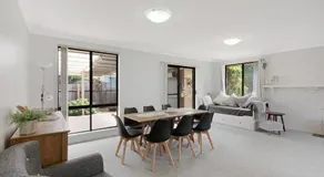37 Mort Avenue - Image 4