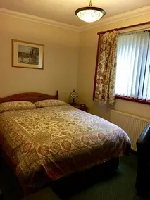 Ashdon Guest House - Image 4
