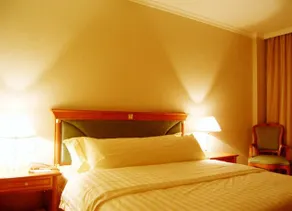 Huarong Hotel Yibin - Image 4