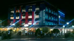 Astoria - Image 5