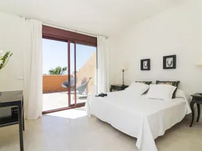 Duplex con encanto bahía - Image 5