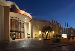 Marina Hotel Corinthia Beach Resort - Image 5