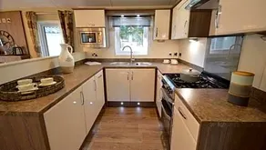 Avon Beach Lodge - Image 4