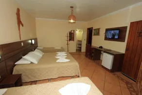 Hotel Cabanas - Image 5