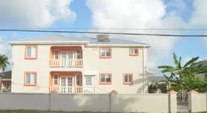 Ixoras Beach Apartments - Image 2