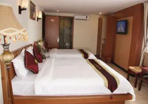 Galaxy Hotel - Image 5