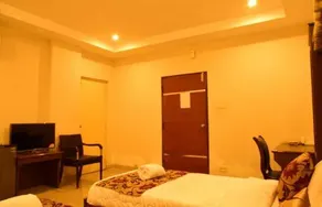 Hotel Riya Grand - Image 2