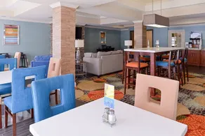 Holiday Inn Express & Suites Bessemer - Image 2