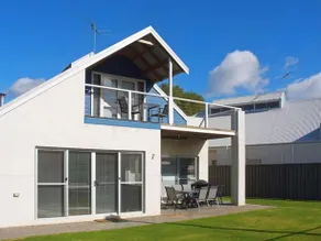 Dunsborough Holiday Homes - 23a Marshall Street - Image 2