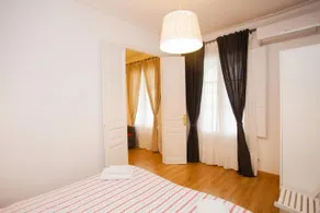 Barcelona Center Muntaner - Image 5