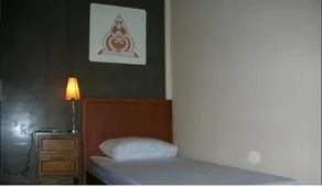 Cozy Bangkok Place Guesthouse - Image 2