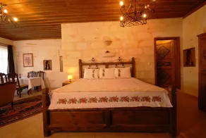 Spelunca Cave Hotel - Image 2