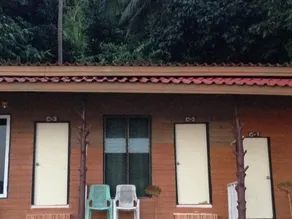 Koh Wai Pakarang Resort - Image 2