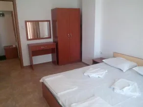 Aparthotel Grand Kamelia - Official Rental - Image 2
