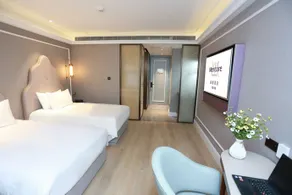 Mercure Wuhan Yangluo - Image 1