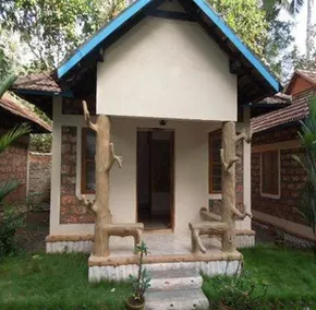Cliff Garden Beach Resort - Image 5