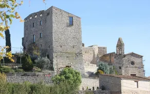 Casa rural (alquiler íntegro) Castell de Fonolleres para 12 personas - Image 2