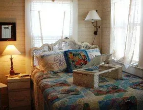 Fig Tree Inn Bed & Breakfast - Image 5