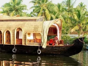 Kananavasan Houseboat - Image 4