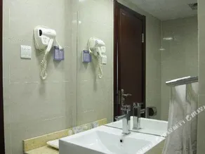 Panshi Hotel - Image 4