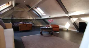 Gardenhouse with private jacuzzi & private sauna - Image 5