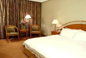 Yijing Peninsula Hotel - Image 4