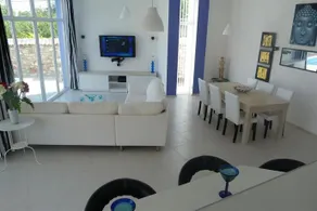 Art Villa Sea Inspiration - Image 3