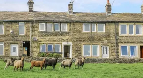 17 Moorside - Image 3