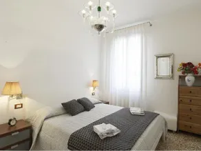 Venice Romantic Suite - Image 3