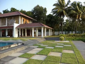 Royal Grove - Image 5