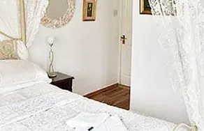 Brooklands Guest House - Image 3