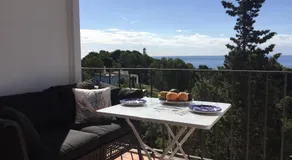 Azteka Blue 2 Bed Apartment Calella de Palafrugell - Image 5