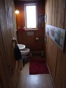Algonquin Log Cabin - Image 1