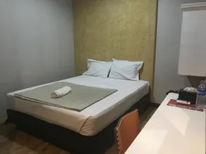 Hash Inn Marina - Image 5