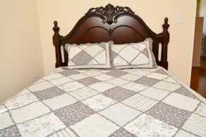 Pembroke Suites - Image 4