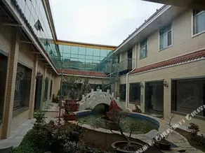 Mingrui Hotel - Image 5