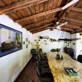 Bakkhos Guesthouse Pansiyon - Image 4