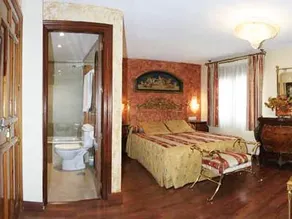 Hostal Lima - Image 4