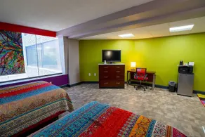 North American Motor Inn - Image 4