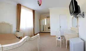 Prime Poti - Image 2