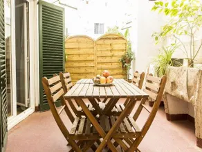 Barcelona Home With Terrace - Image 4