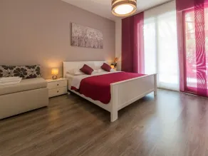Apartment Rak - Image 1