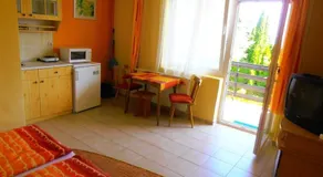 Almádi Apartments - Image 3