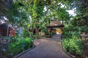 Amornphant Villa - Image 1