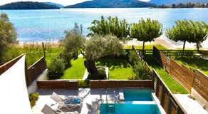 Acqua Di Mare Beach Front Villas - Image 5