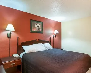 RODEWAY INN - Image 2