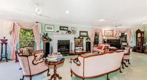Noosa Hinterland Spectacular Boutique Guesthouse - Image 2