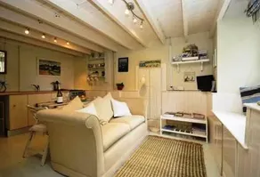 Orchard Cottage - Image 2