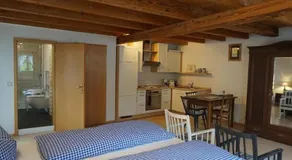 Miris Hus - Image 3